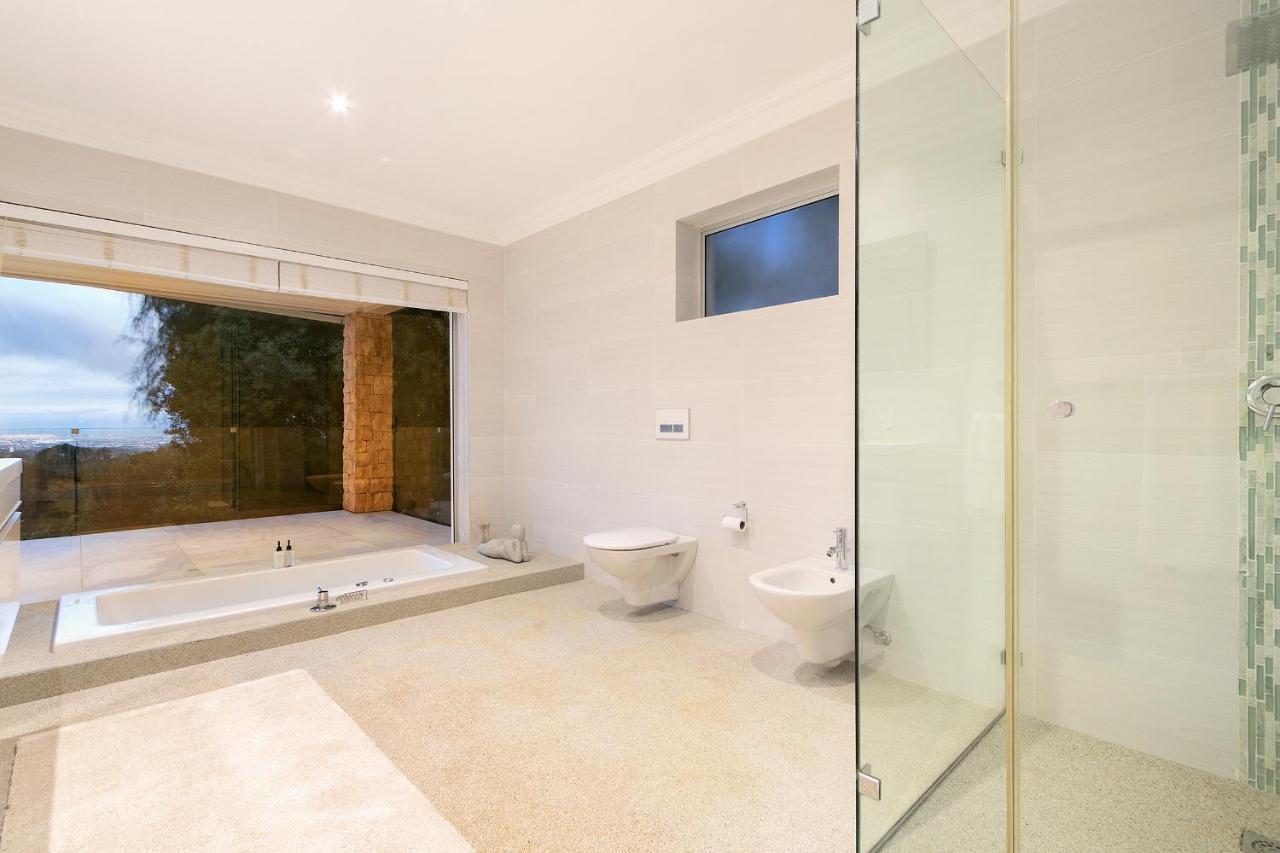 קייפטאון Luxury Serviced Mountain Villa In Constantia מראה חיצוני תמונה